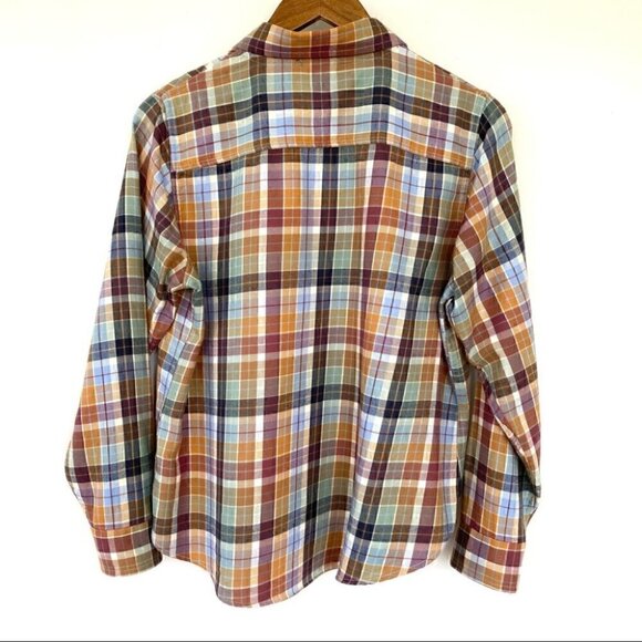 L.L. Bean plaid button down shirt in cotton & lyocell blend fabric, petite - Picture 6 of 9